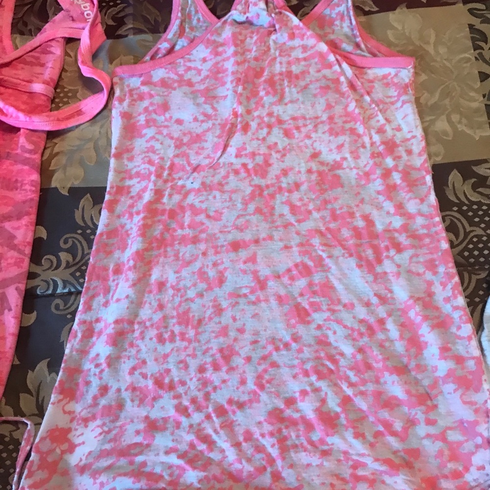 —SOLD—Tank Top bundle - Picture 7 of 8